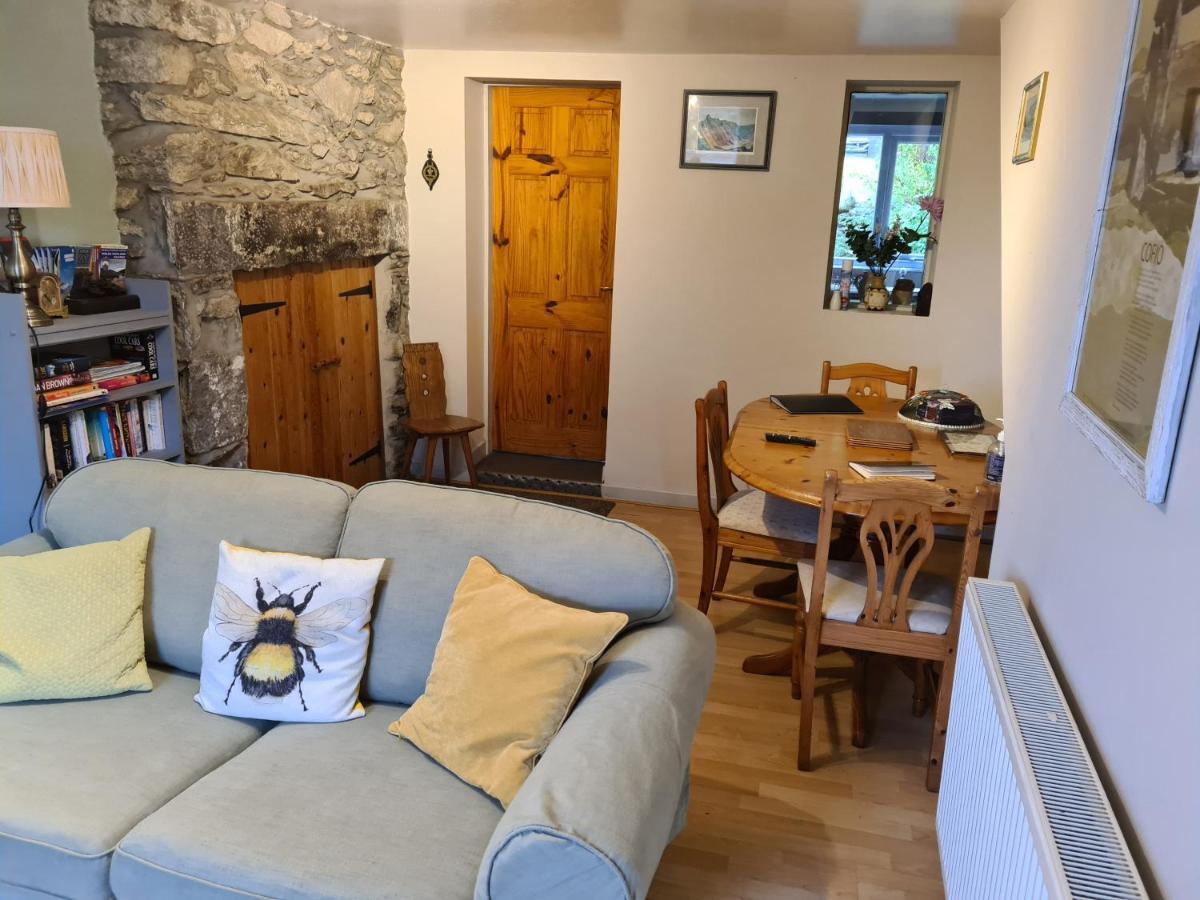 North Wales Cosy Cottage With Views Near Eryri Snowdonia Nantlle Exterior photo